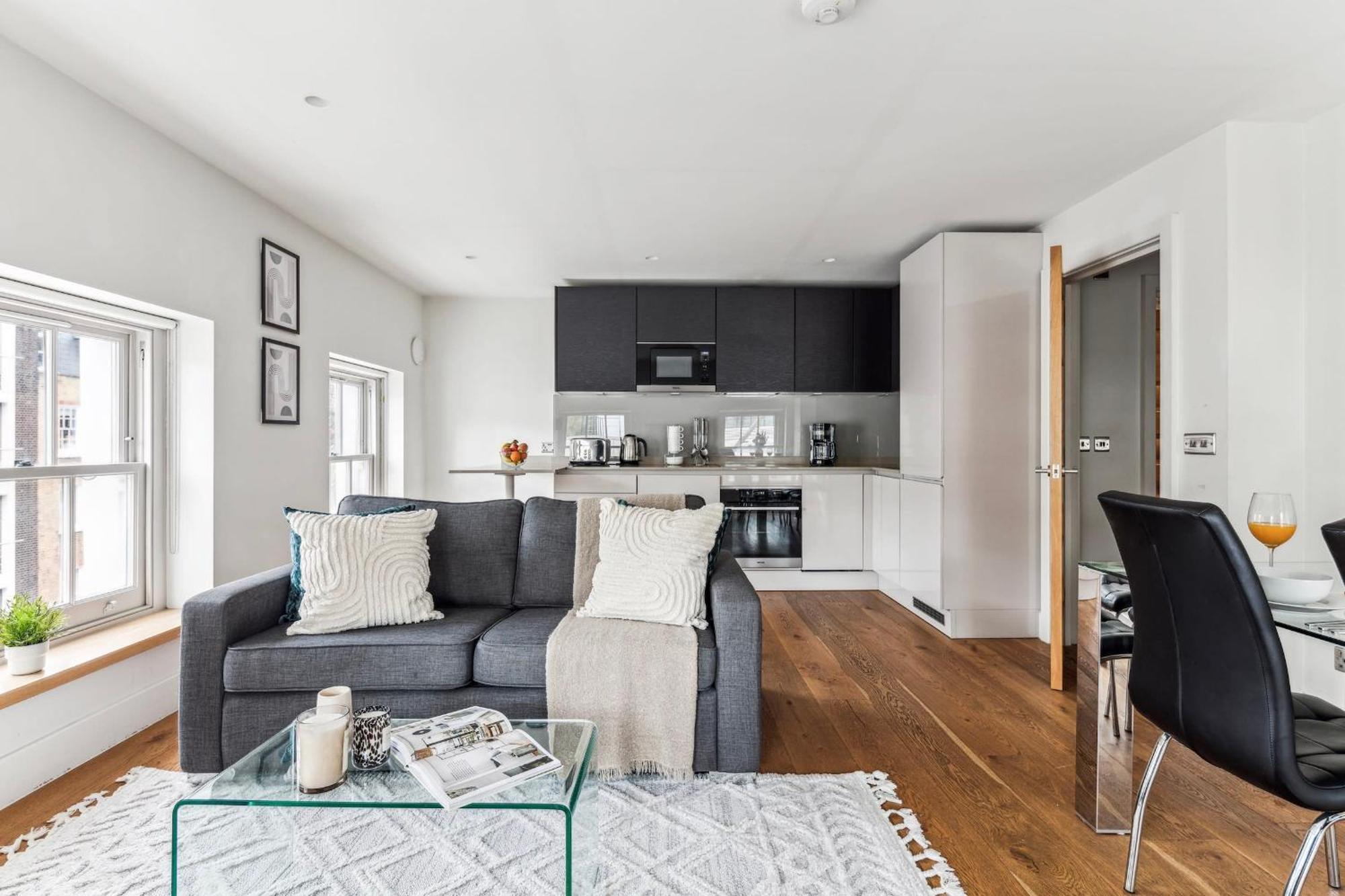 Modern 1Br In Central Fitzrovia - Cityapartmentstay 런던 외부 사진