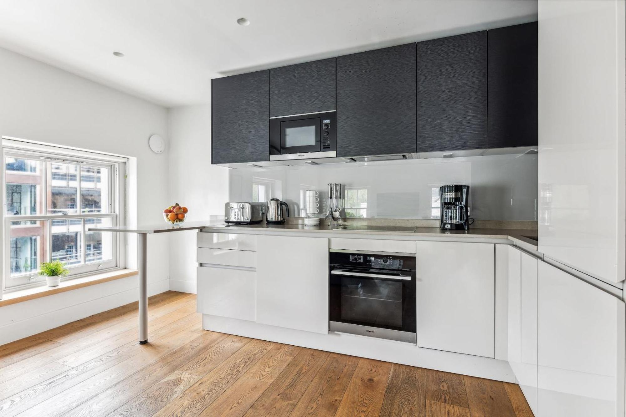 Modern 1Br In Central Fitzrovia - Cityapartmentstay 런던 외부 사진